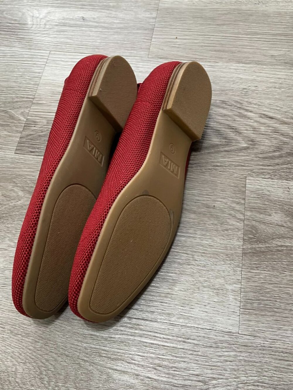 Knit Red Flats - Picture 6 of 11